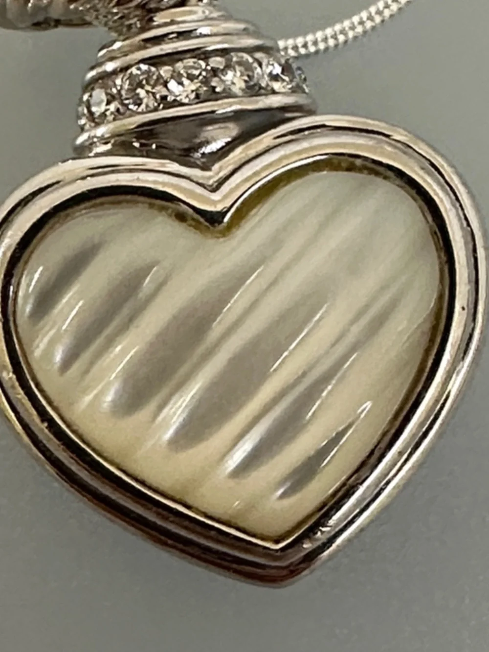 JUDITH RIPKA 925 sterling Silver Heart  Necklace with Mother-of-Pearl White